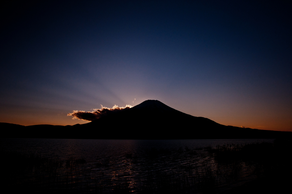 富士に沈む夕日