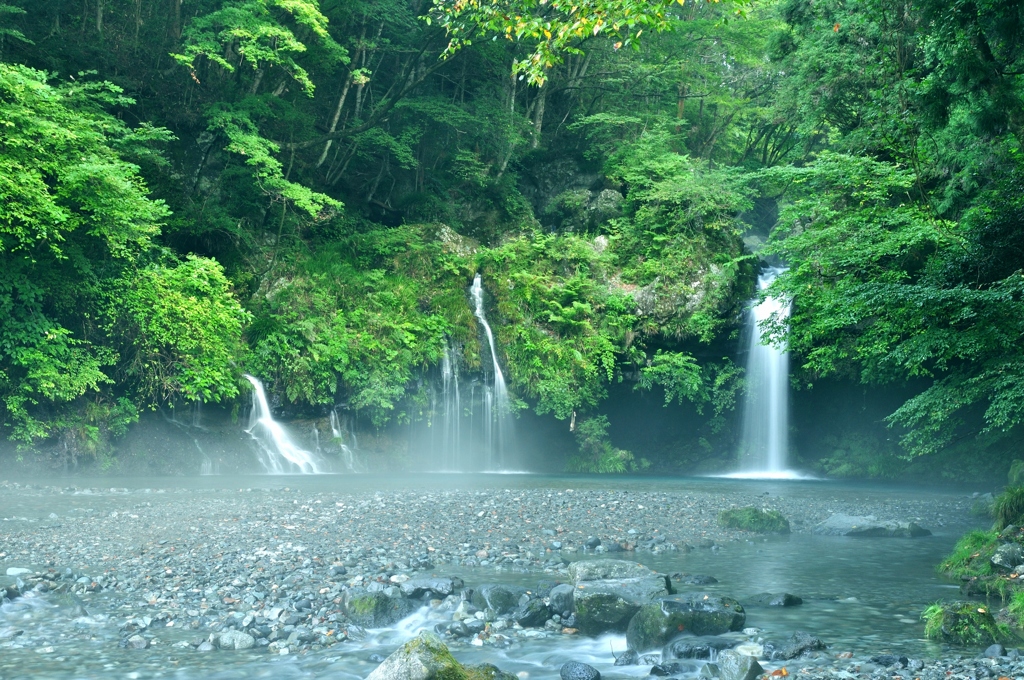 陣馬の滝