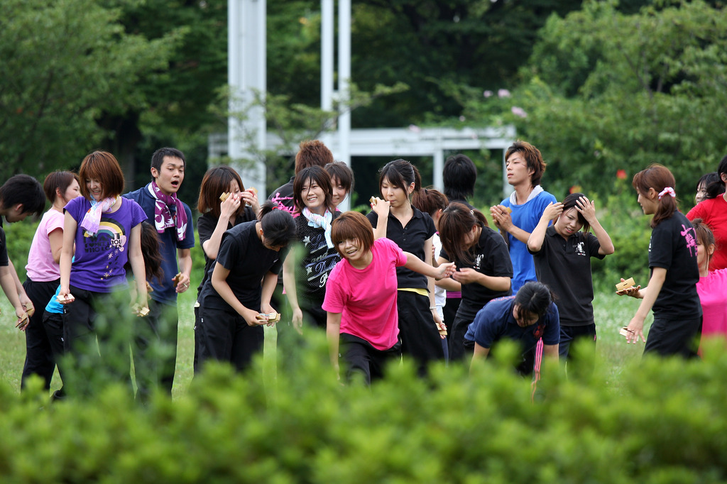 踊りの練習でしょうか、いい笑顔です。