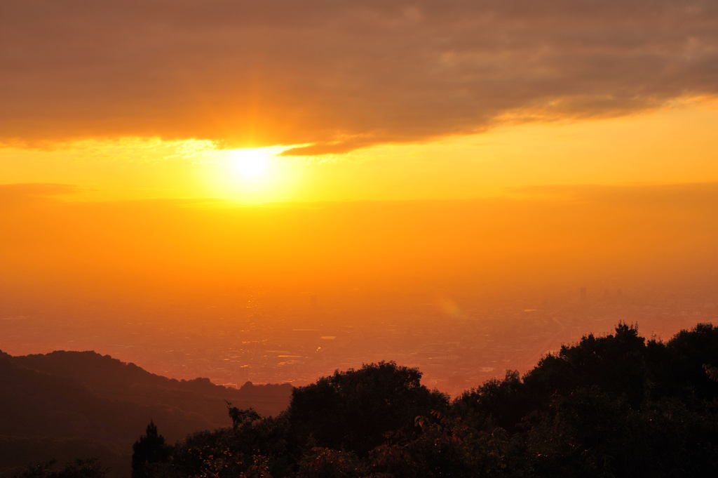 生駒山から望む夕景