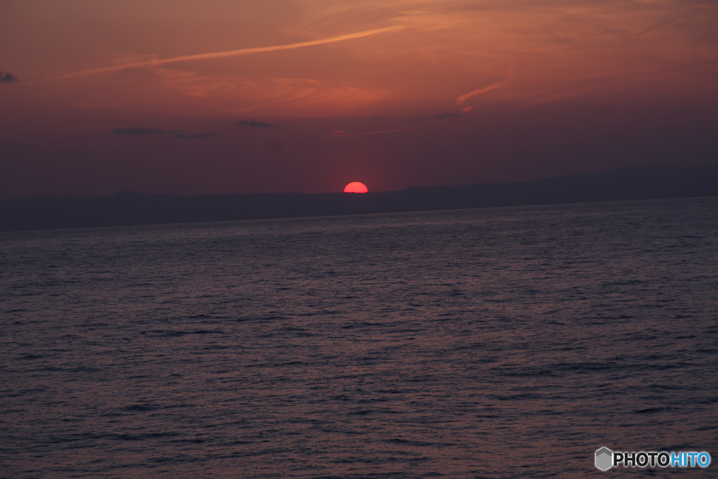 ３月16日　船上の上から夕陽