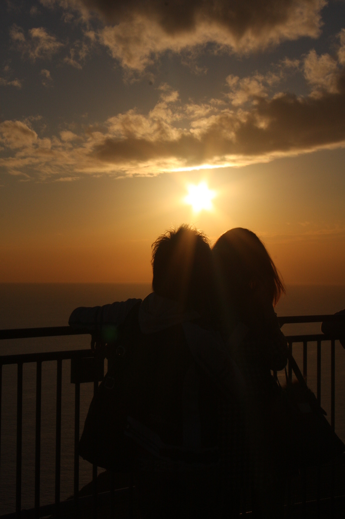 夕日に愛を誓う