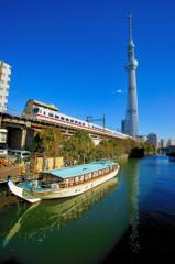 撮り鉄気分でスカイツリー