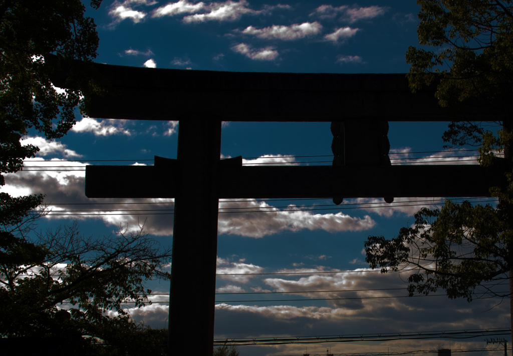 青空と鳥居