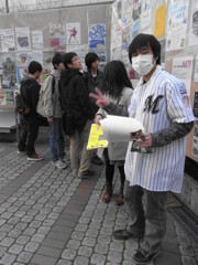 新歓ビラ配り