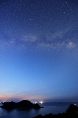 熊野灘の夜明けと夏の大三角