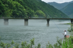霧の沈下橋（仁淀川）