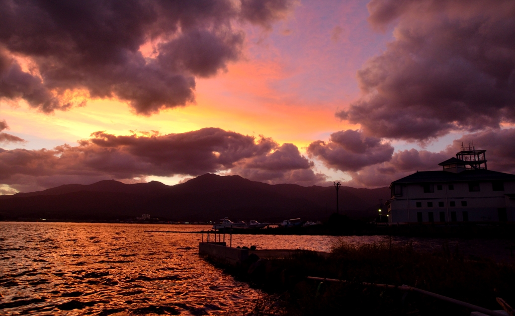 夕暮れにて