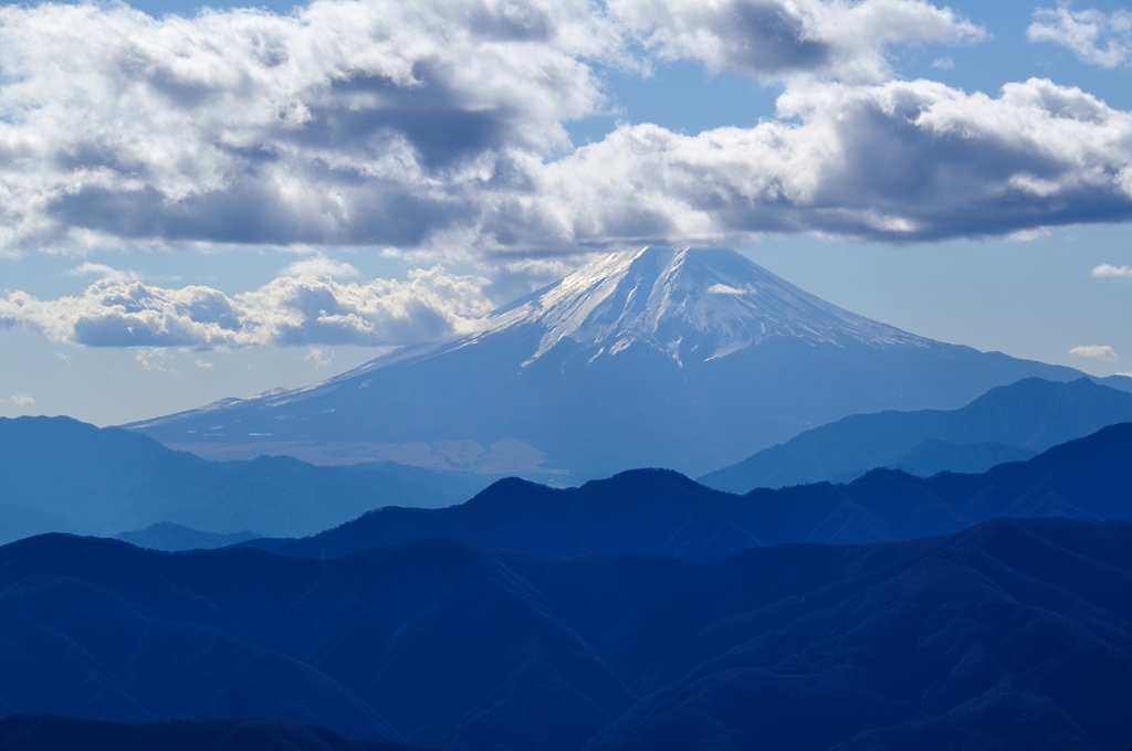 鷹ノ巣山山頂からの富士