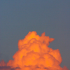 モクモク赤い雲