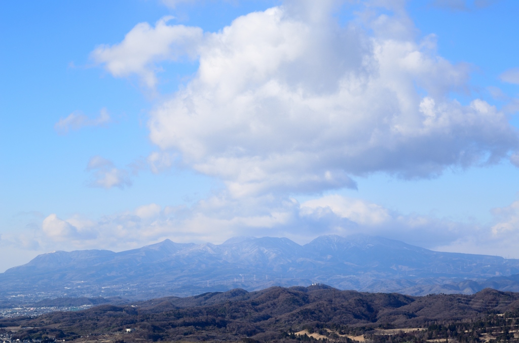 山と雲