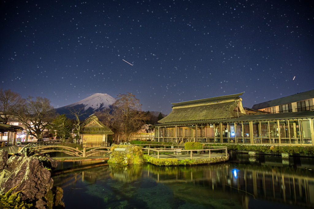 忍野八海夜景