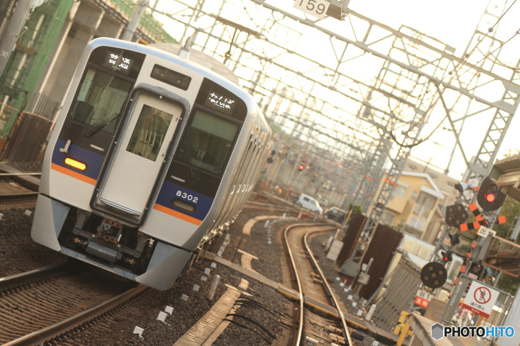 新車は秋空の下で