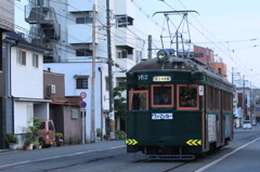 チン電・帝塚山を走る（13・05・04モ162号車・帝塚山4～3丁目間）