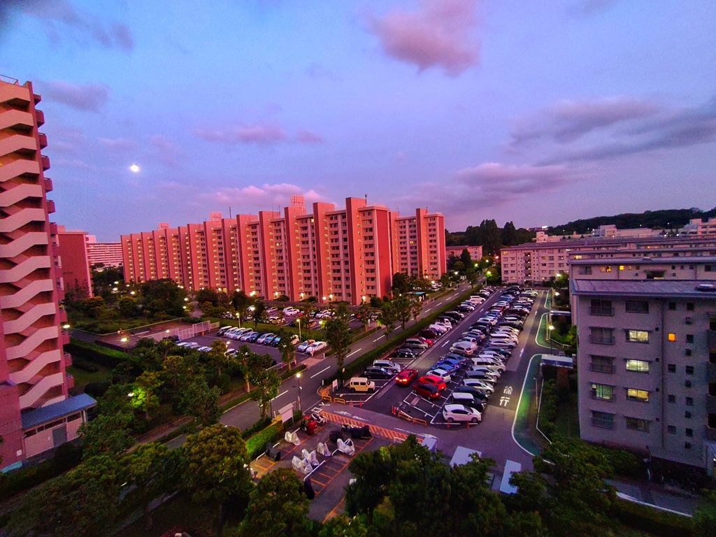 夕暮れは