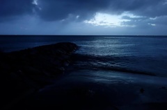 紺碧の海