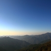 峰々の朝