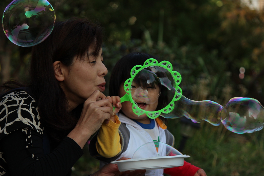 ばあちゃんとシャボン玉2
