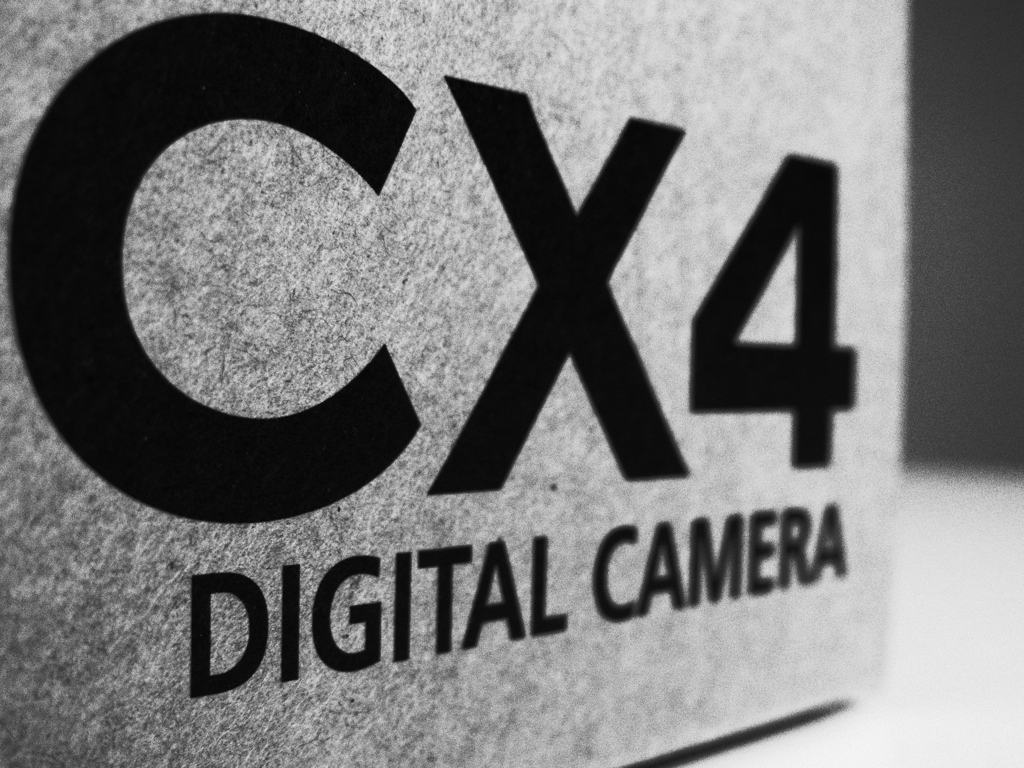 『RICOH CX4』