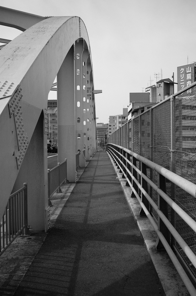 荒神陸橋