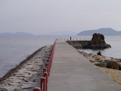 瀬戸へ続く道