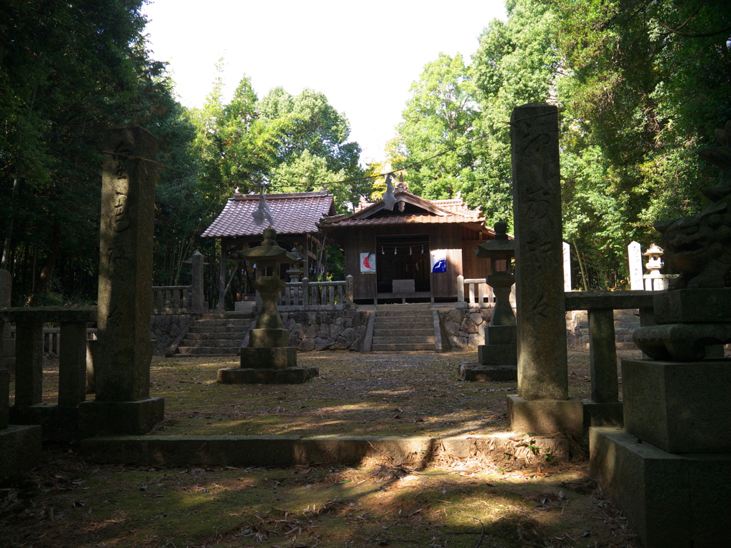為実八幡宮・社