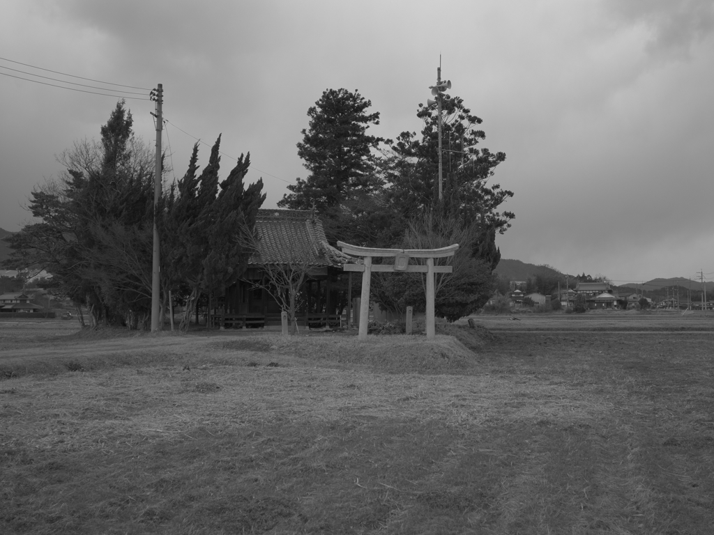 地を守るもの