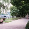 京橋川沿いの遊歩道