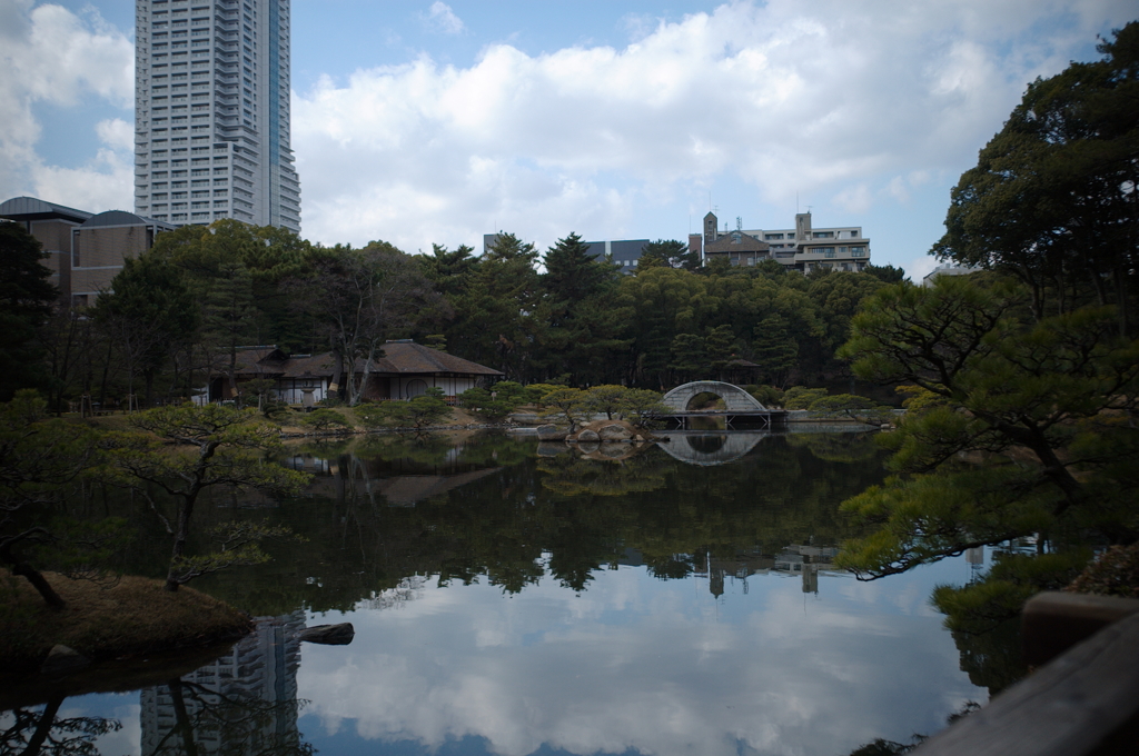縮景園・悠々亭からの眺め