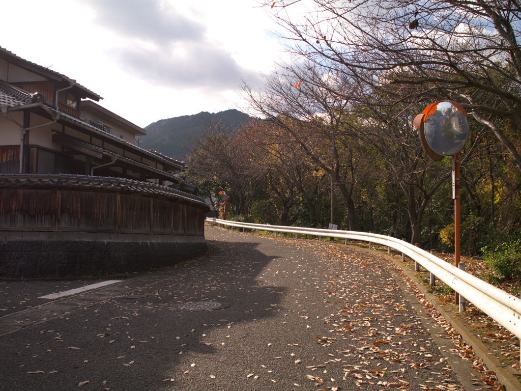 団地も冬模様