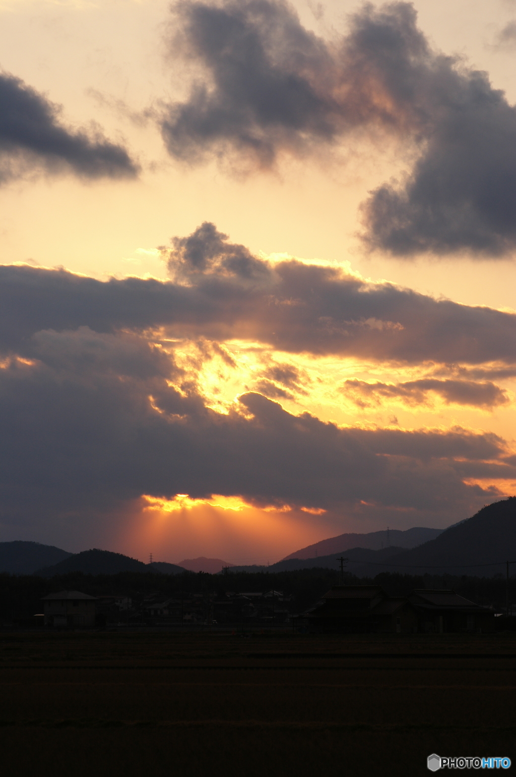 夕方の光芒