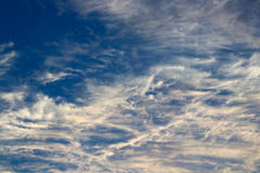 能登の朝空