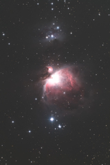 玄関前のオリオン大星雲 180秒 × 8枚 加算平均コンポジット