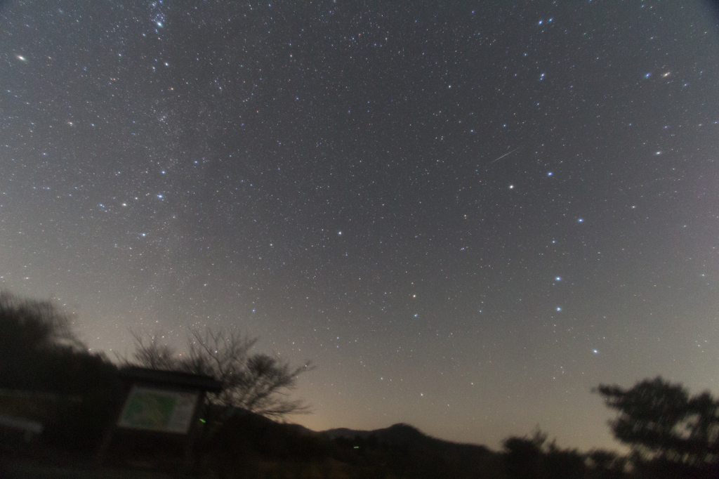 北極星 カシオペア 北斗七星 By カイヤン二世 Id 写真共有サイト Photohito