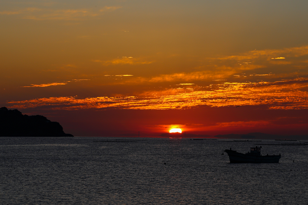 ん？これって島 or 雲？