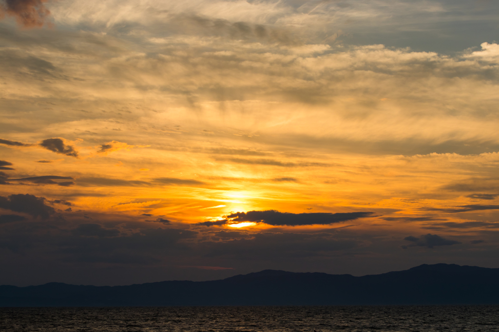 琵琶湖の夕焼け