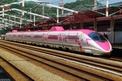 Pink Shinkansen 《Hello Kitty Version》