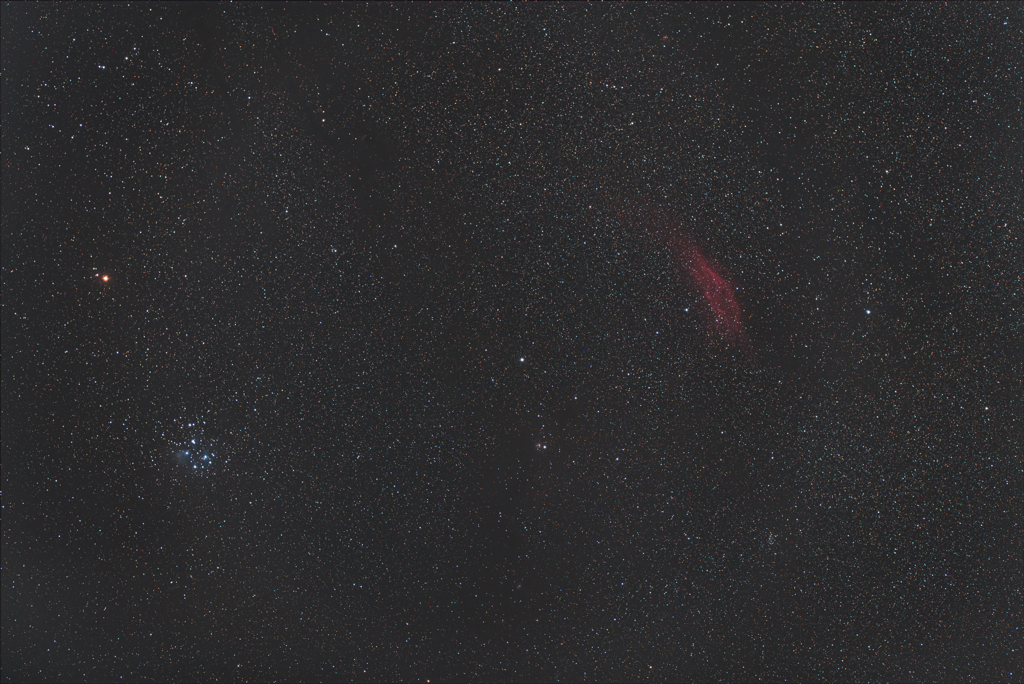 昴の青とカリフォルニア星雲の赤