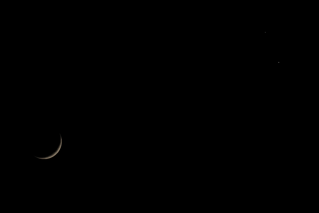 木曜の夜の月・木・土