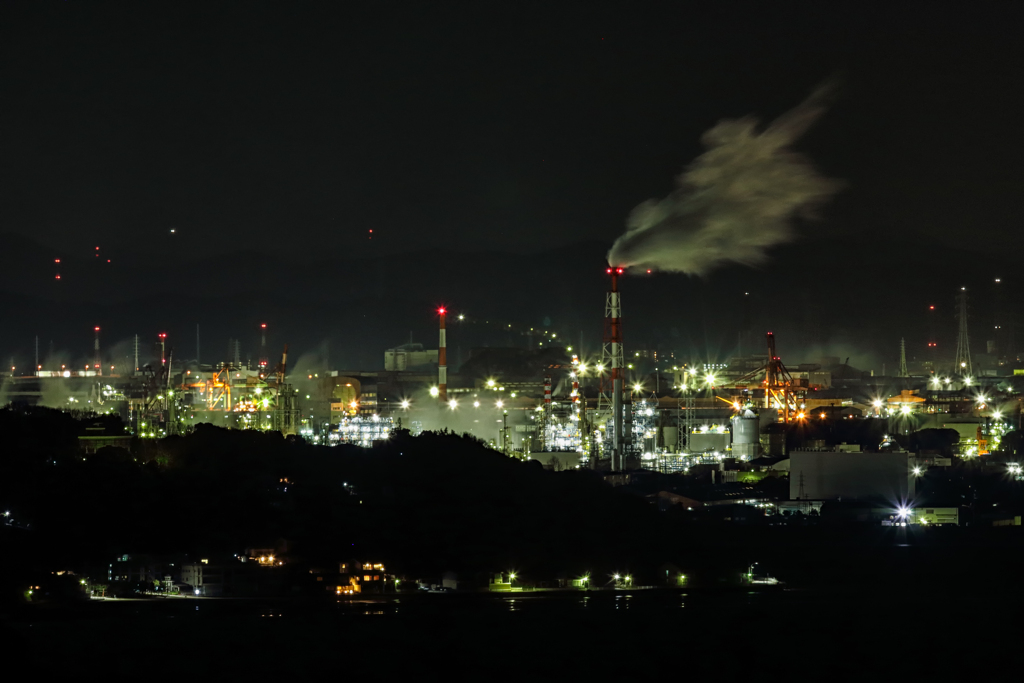 万葉の岬からの工場夜景 ③