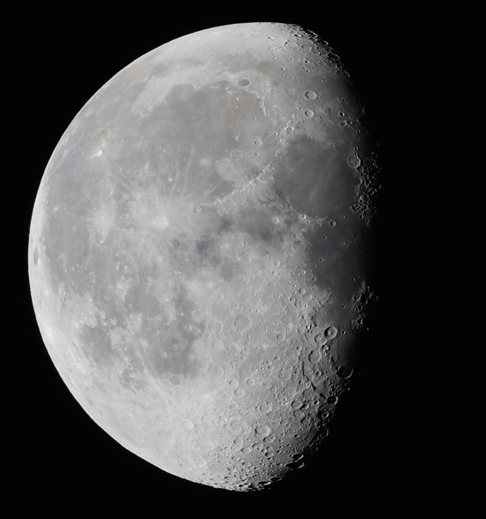 先日の月　ウェーブレット軽め、他は無調整で再アップ