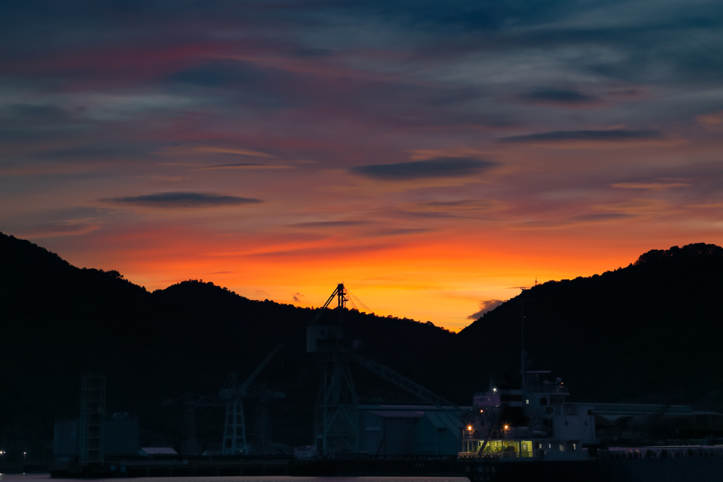 嵐の前の夕景 ①