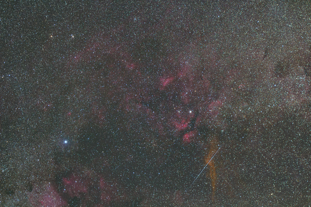 珍しいもの その３ 《流星と流星痕》