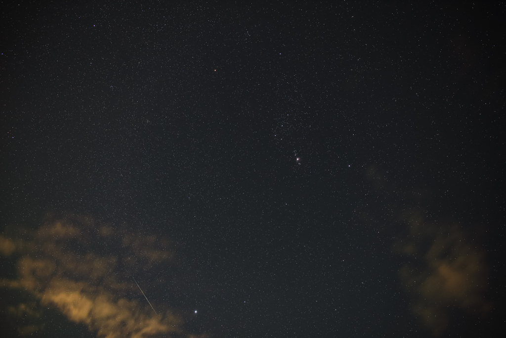 雲間っから流星