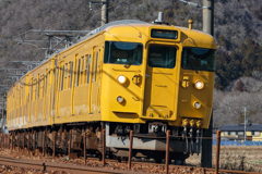 幸せの？黄色い列車