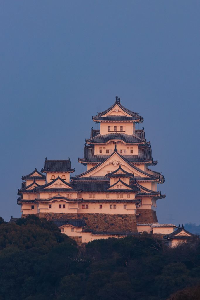 夕陽に染まる白鷺城