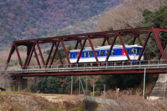 鉄橋だ 鉄橋だ 楽しいな ♪