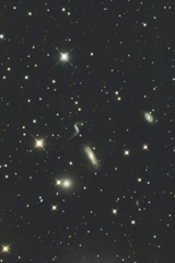 HCG44のＳ字銀河