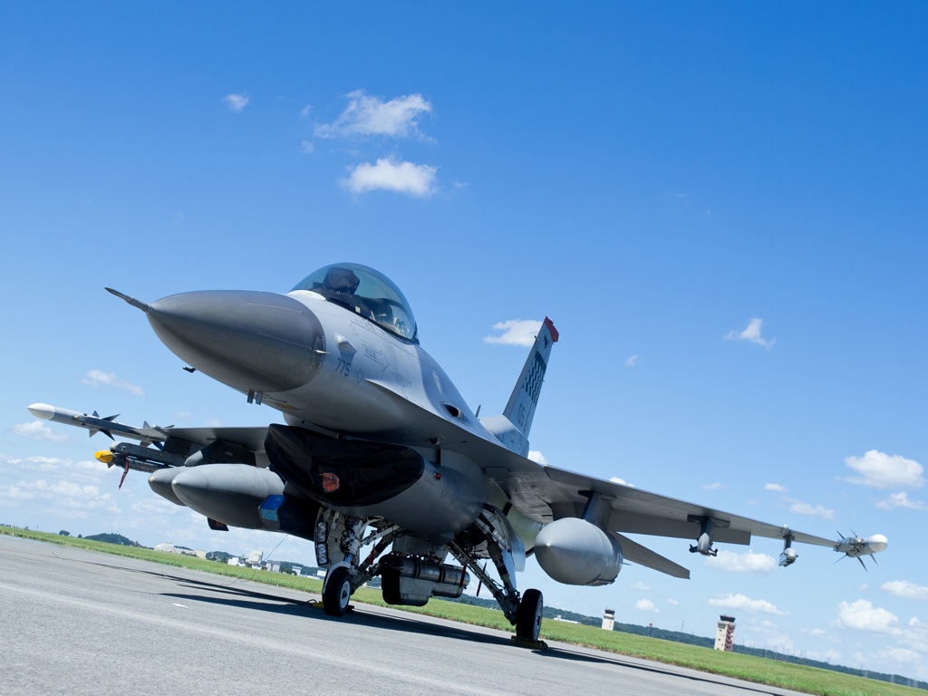 F-16