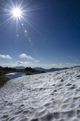 真夏の残雪